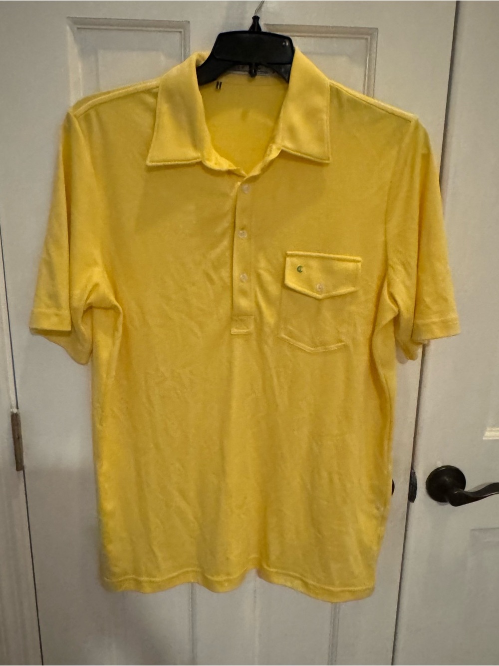 Criquet Men’s Yellow Terry Cloth Polo Shirt with Chest Pocket Size Medium